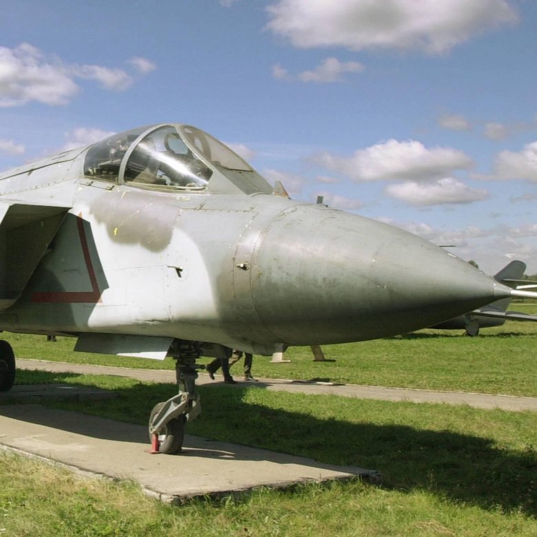 Як 141 сверхзвуковой самолёт