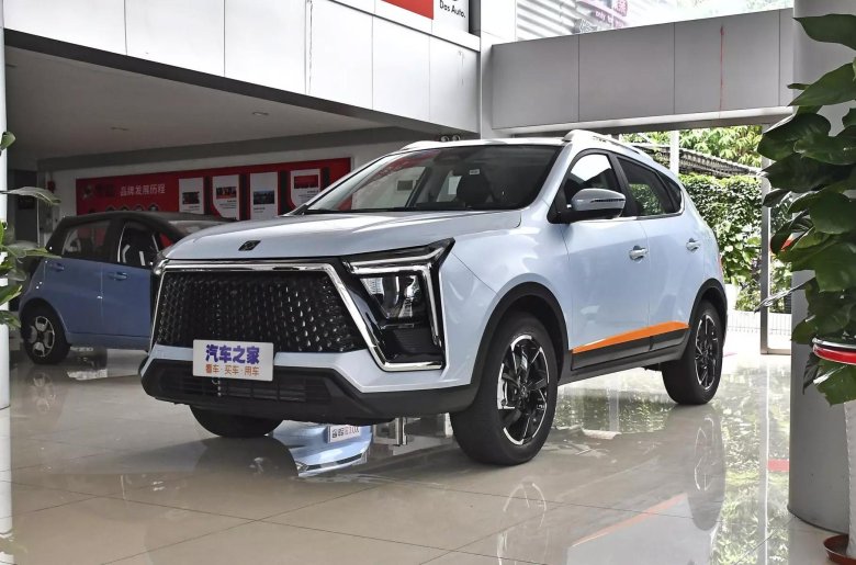 Новый китайский кроссовер