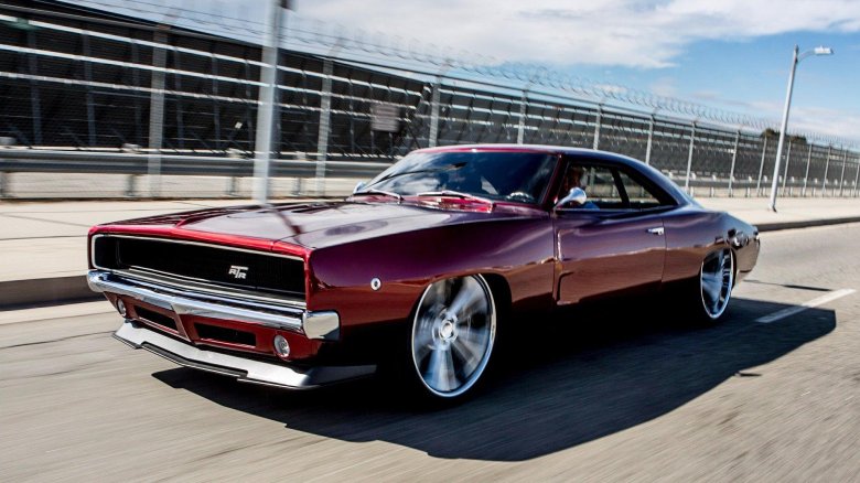 Машина додж чарджер