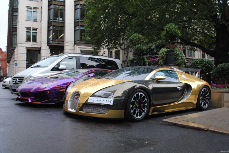 Bugatti veyron золотая