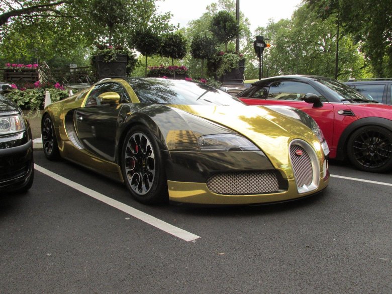 Gold bugatti