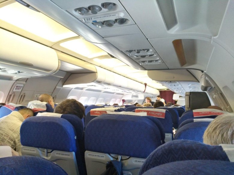 Airbus a321 уральские авиалинии салон