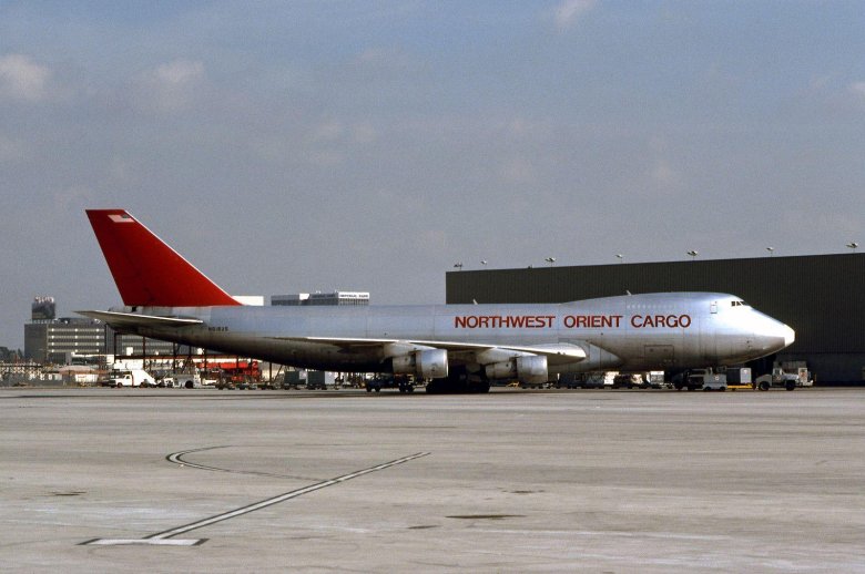 Боинг 747 northwest