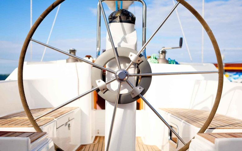 Штурвал яхты