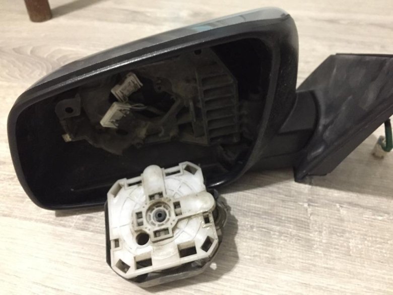 Электропривод зеркала заднего вида лансер 10