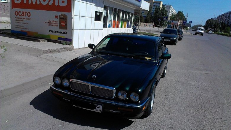 Jaguar xjr 2000