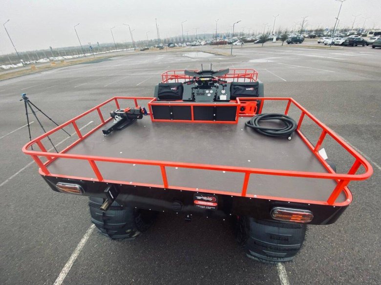 Снегоболотоход ураган 8х8