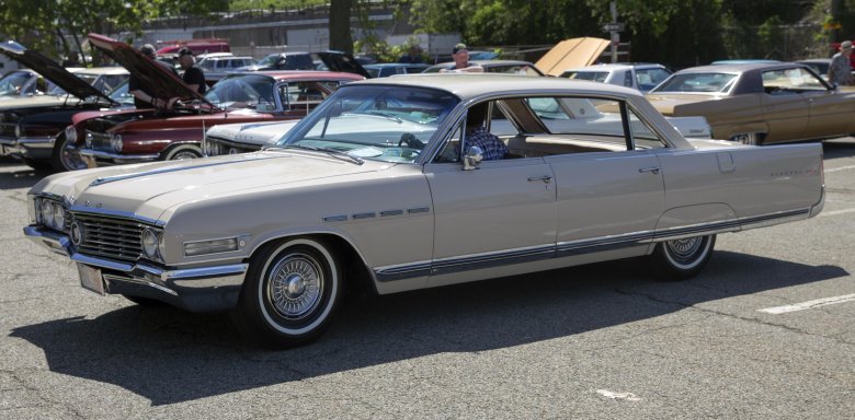 Buick electra 225