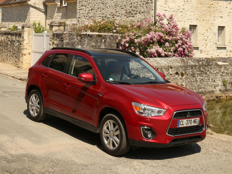 Mitsubishi asx 2012