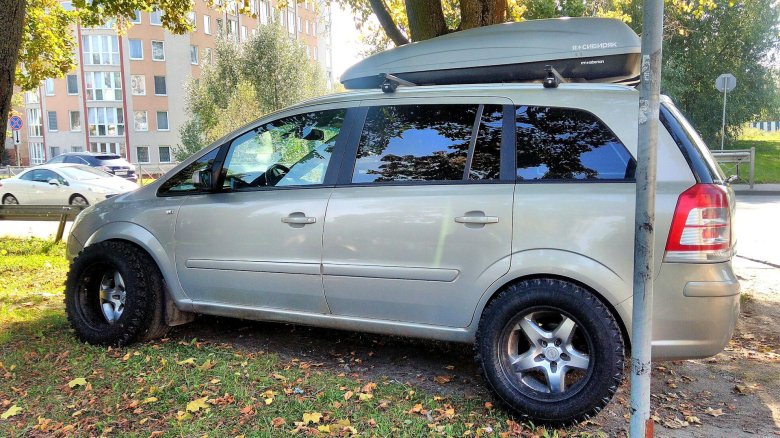 Опель зафира б