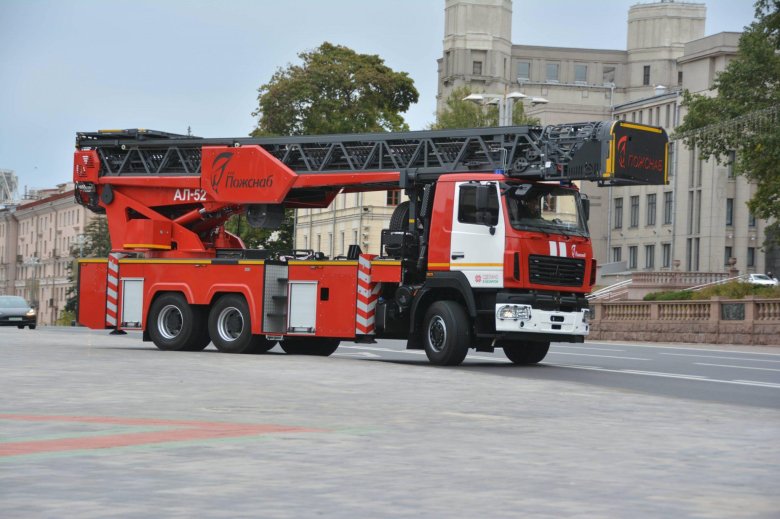 Маз пожарный автолестница