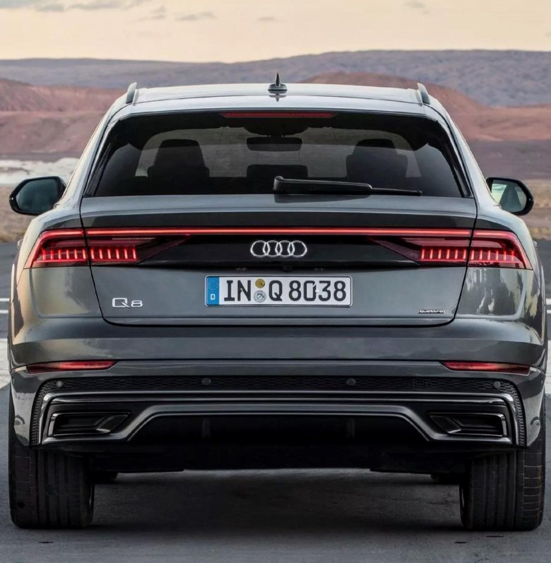 Ауди q 8 сзади