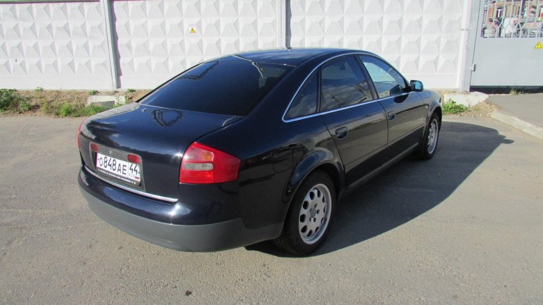 Ауди а 6 1998 года