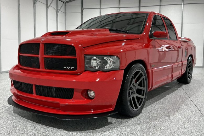 2005 dodge ram srt 10