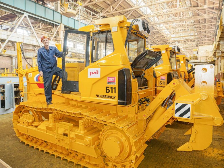 Бульдозер чтз уралтрак