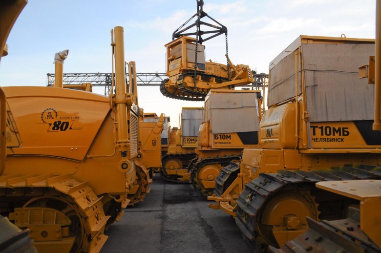 Челябинский тракторный завод уралтрак