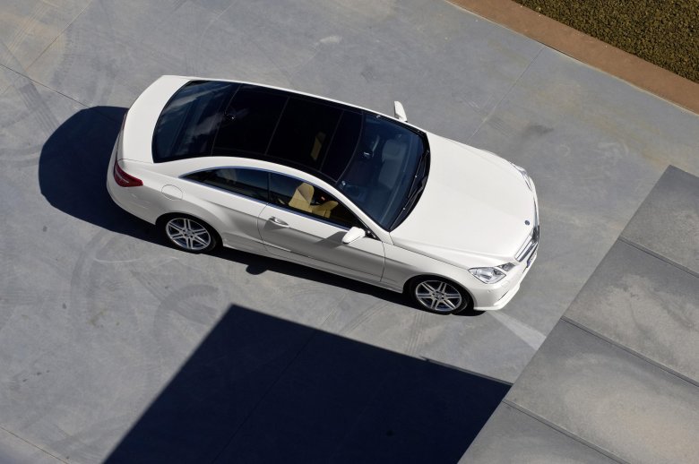 Mercedes benz e class coupe