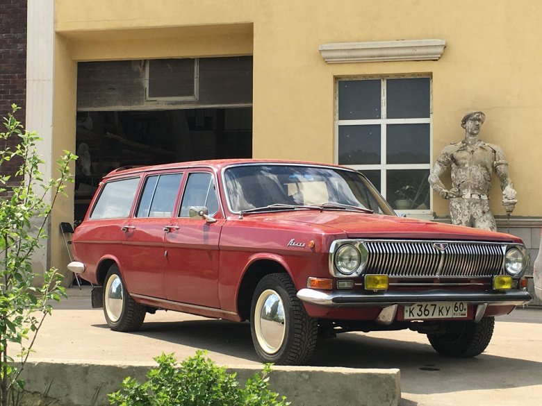 Волга газ 2402 универсал