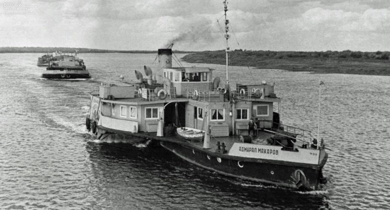 Колесный пароход буксир 732