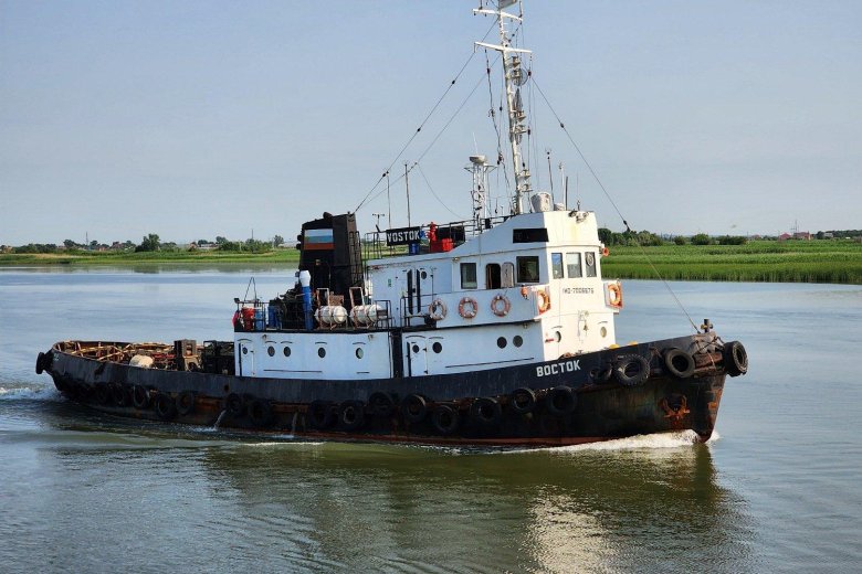 Буксир толкач морской