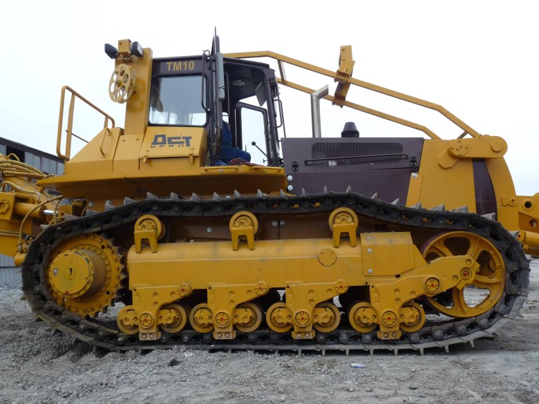 Бульдозер дст урал тм 10