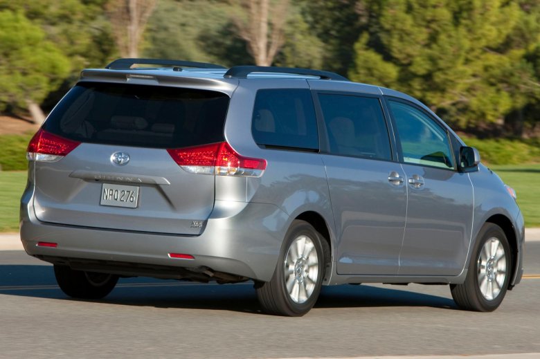Toyota sienna 2012