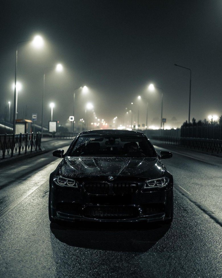 Bmw m 5 f 90 ночью