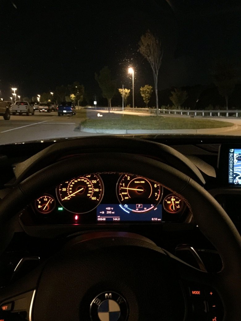 Bmw 320 night drive