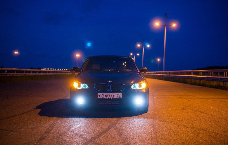 Bmw m 5 e 60 ночью