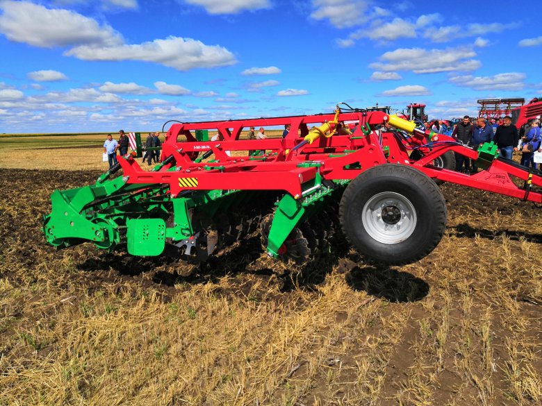 Лущильник диас