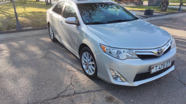 Toyota camry 2012