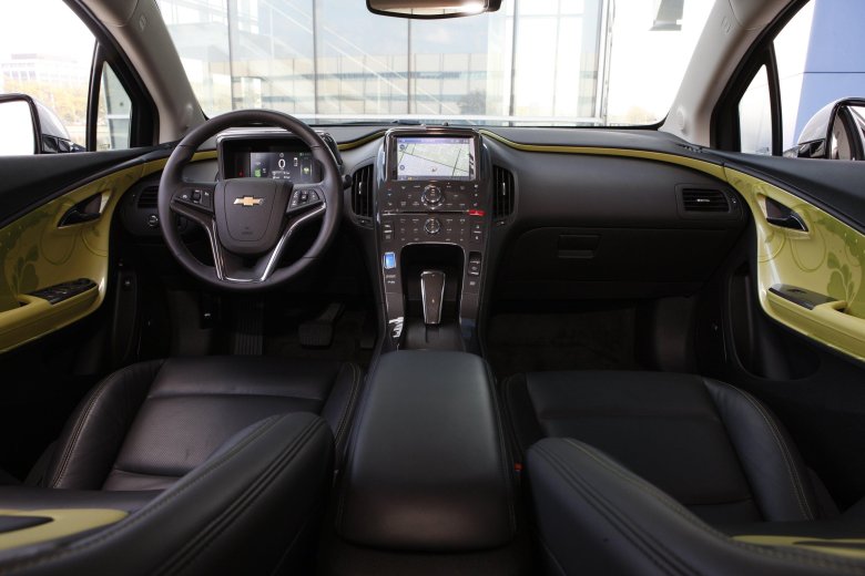 Chevrolet volt 2015 салон