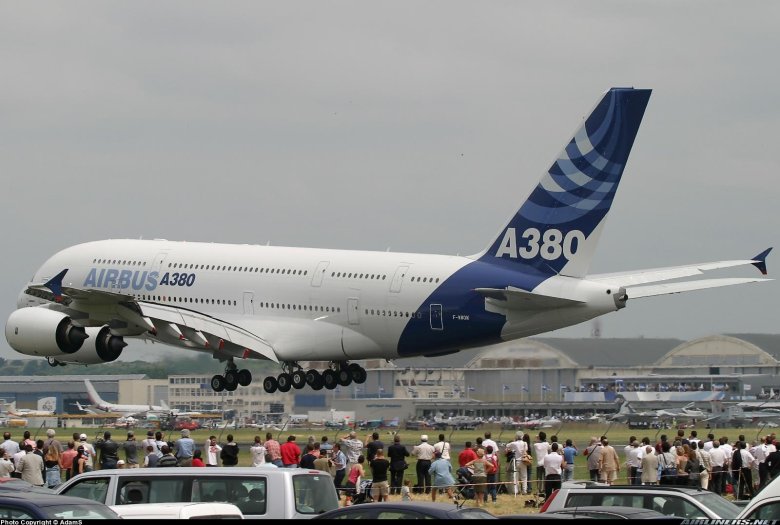 Airbus a380 livery