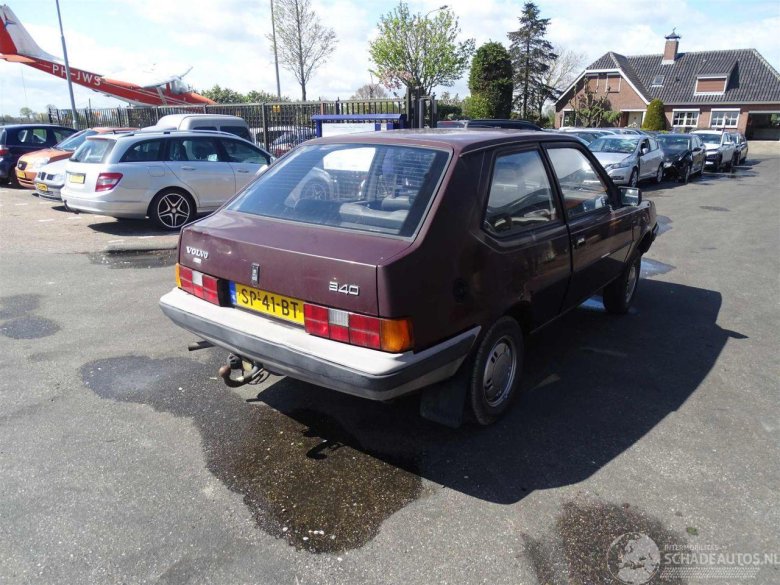 Volvo 300 series 1975 1991