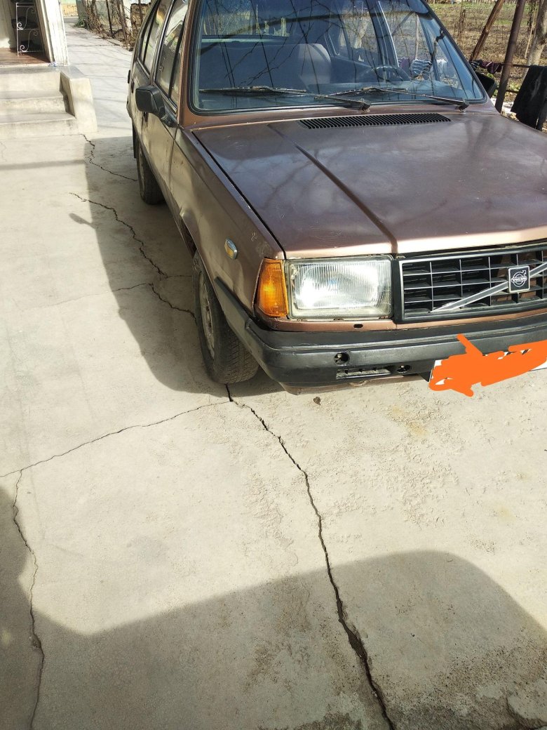Volvo 340 седан