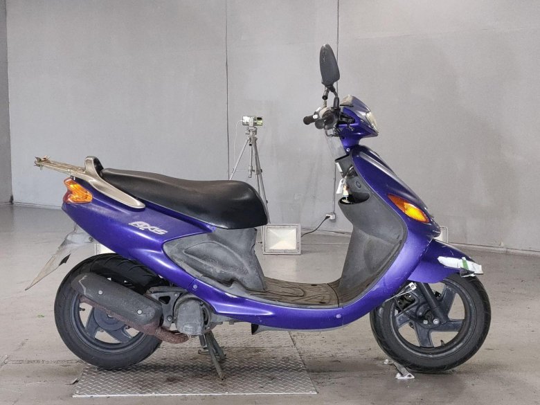 Yamaha grand axis 100