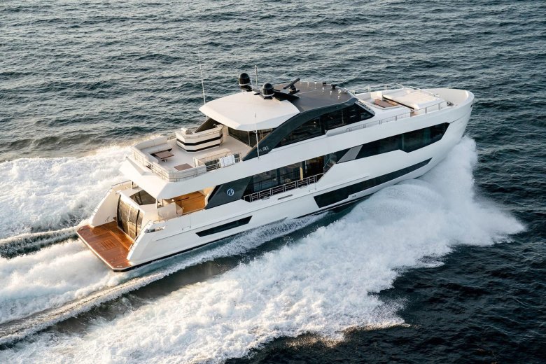 Charter yacht