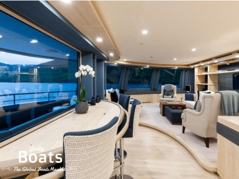 Яхта бенетти интерьер