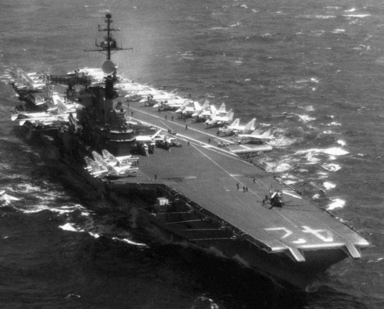 Авианосец эссекс вторая мировая