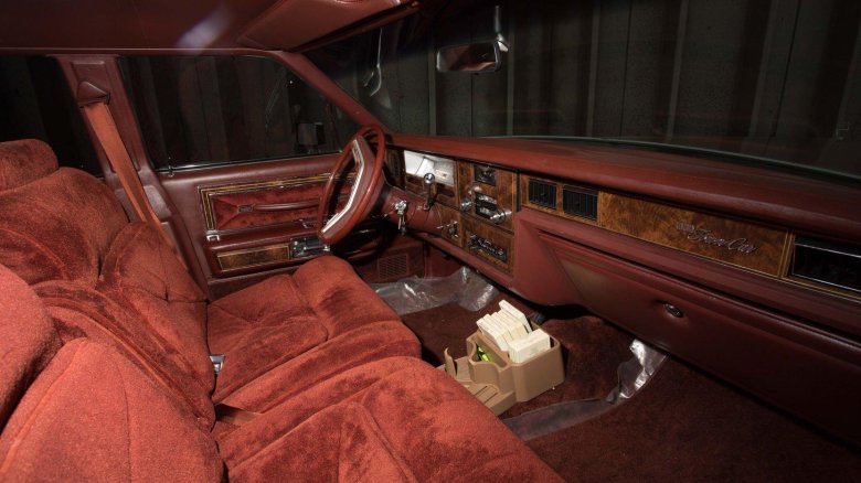 Lincoln town car 1990 салон