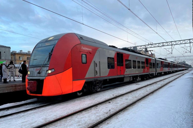 Электричка ласточка