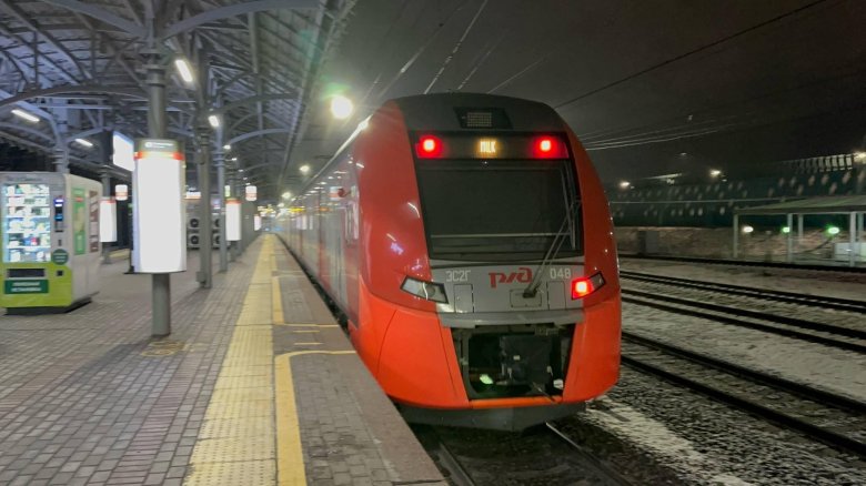 Электропоезд эс2г ласточка