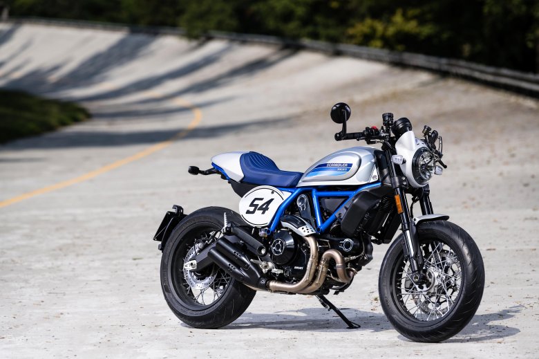 Ducati scrambler cafe racer