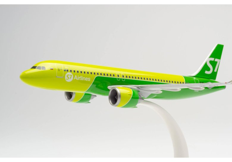 Коллекционная модель самолета