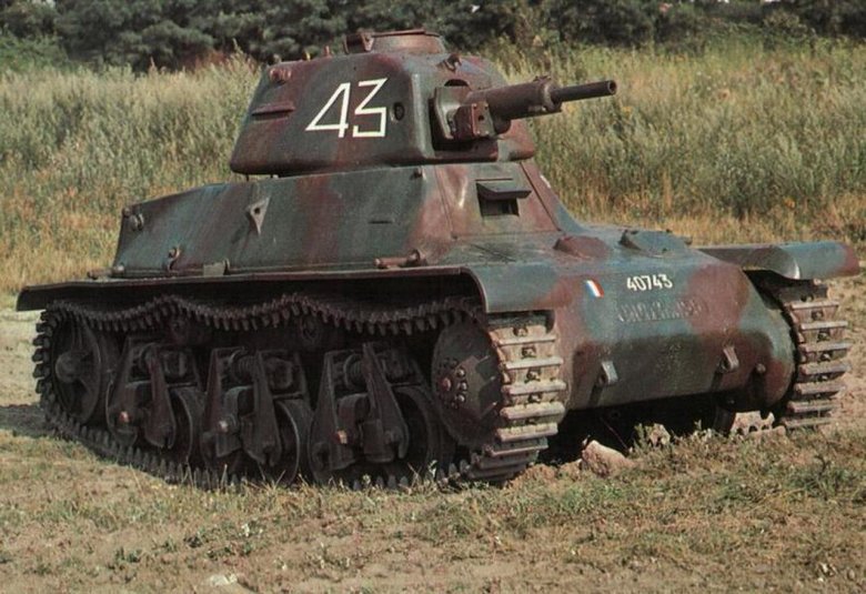 Hotchkiss h39 танк
