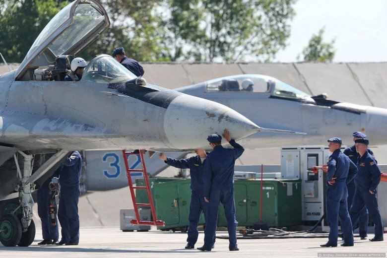 День инженерно авиационной службы вкс россии