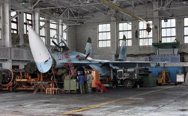 Военный аэродром в хотилово