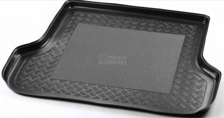 Коврик в багажник автомобиля