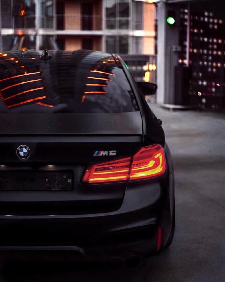 Bmw m 5 f 90 сзади