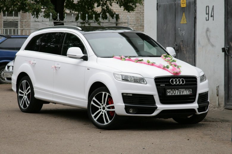 Ауди q7 белая